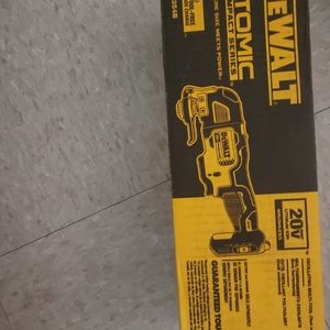 NEW DEWALT